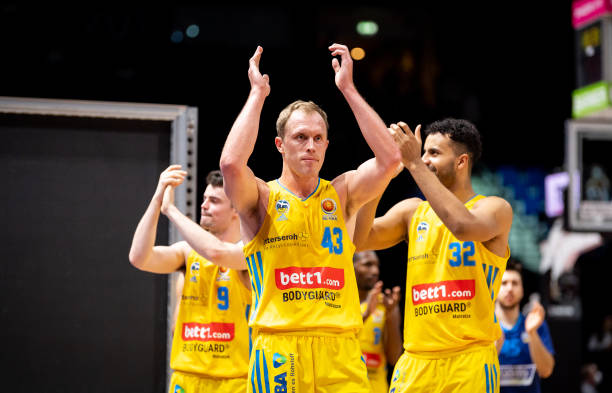 寻求新的比 寻求新的比