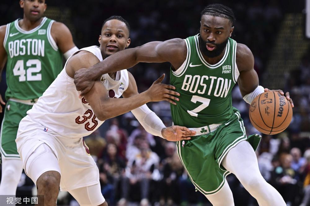 员默契配合 员默契配合